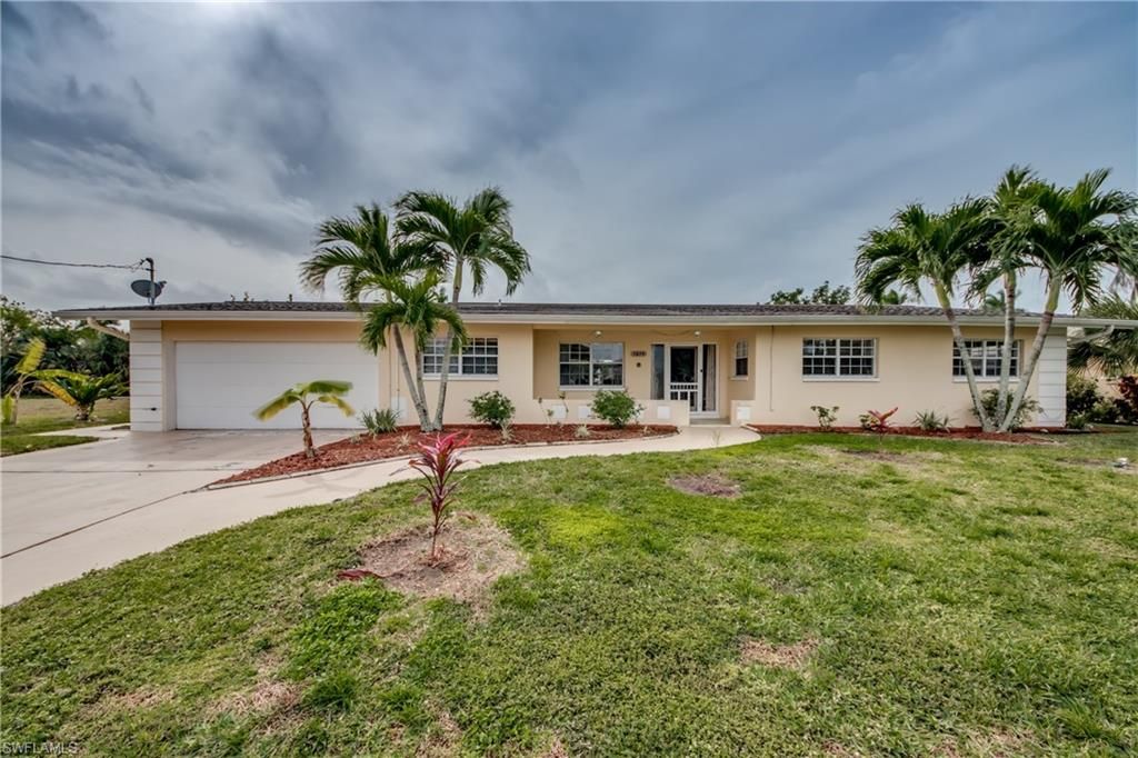 5359 Majestic CT, Cape Coral, FL 33904