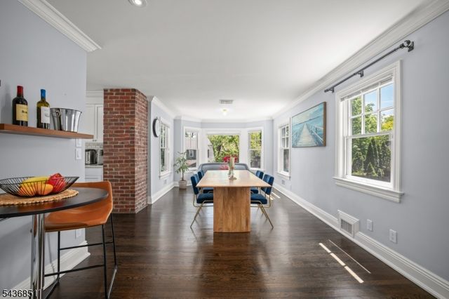 18 Sunset Dr, Millburn Twp., NJ 07041