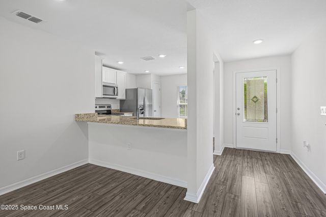 191 Ensenada Street SE, Palm Bay, FL 32909