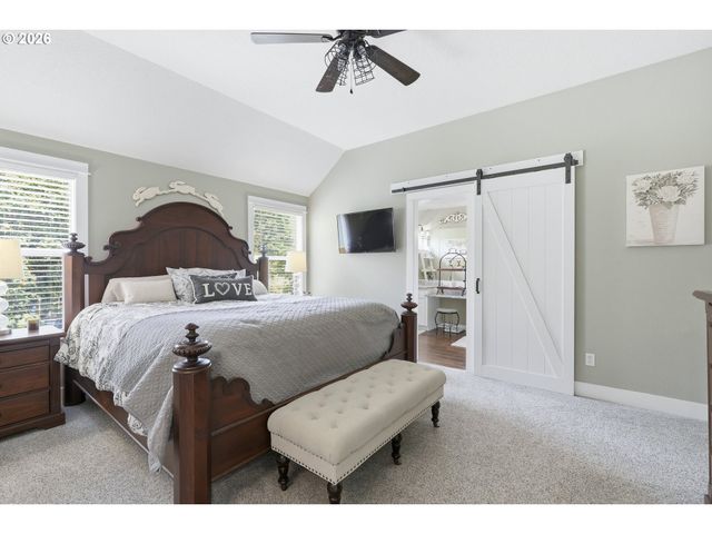 11235 Sw CHAMPOEG Dr, Wilsonville, OR 97070