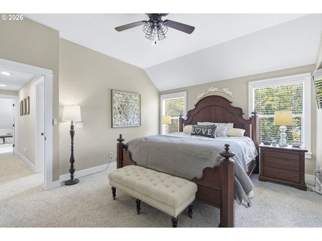 11235 Sw CHAMPOEG Dr, Wilsonville, OR 97070