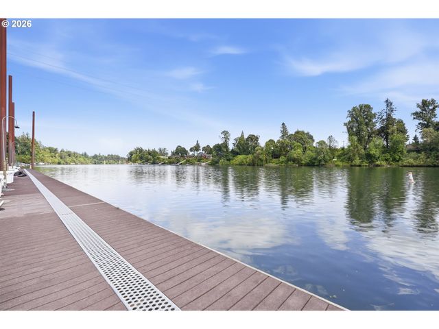 11235 Sw CHAMPOEG Dr, Wilsonville, OR 97070
