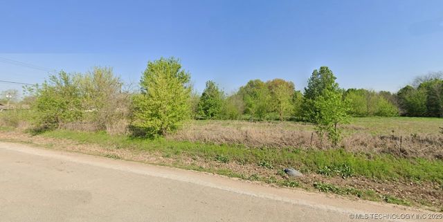 S 33rd West Avenue, Tulsa, OK 74132