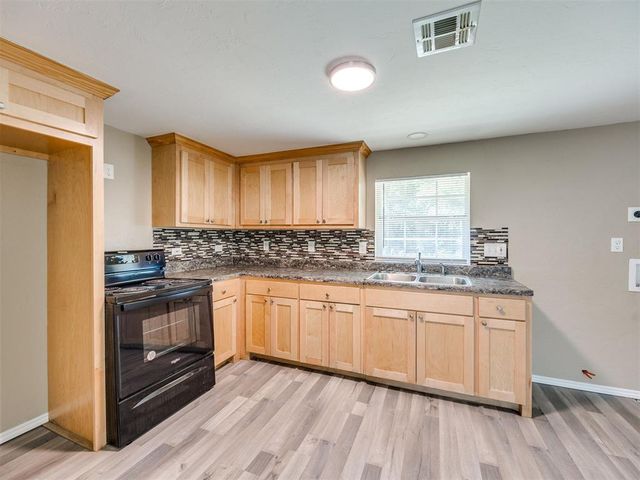 10820 NE 48th Street, Spencer, OK 73084