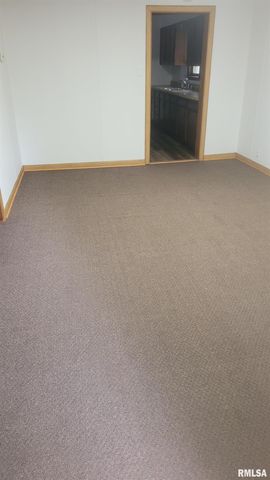 211 W BRYAN Street, Herrin, IL 62948