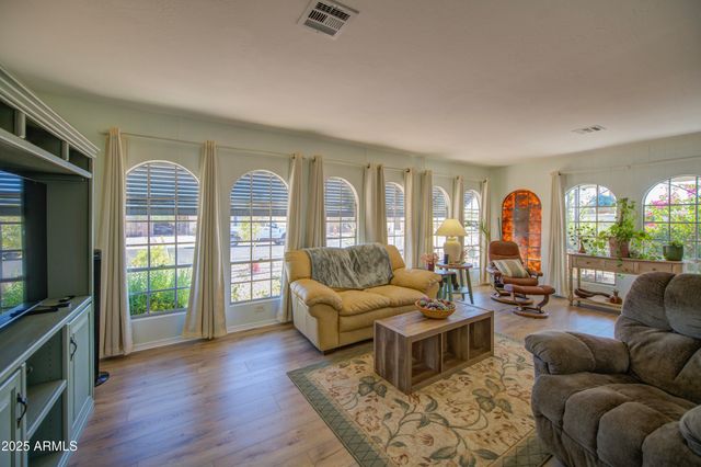 7250 E ARBOR Avenue, Mesa, AZ 85208