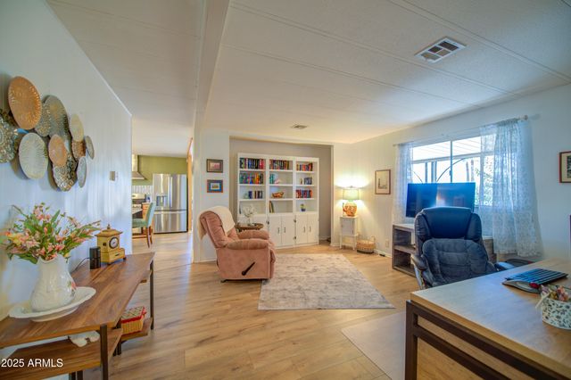 7250 E ARBOR Avenue, Mesa, AZ 85208