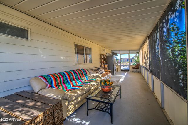 7250 E ARBOR Avenue, Mesa, AZ 85208