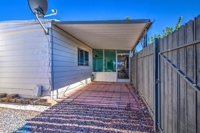 7250 E ARBOR Avenue, Mesa, AZ 85208