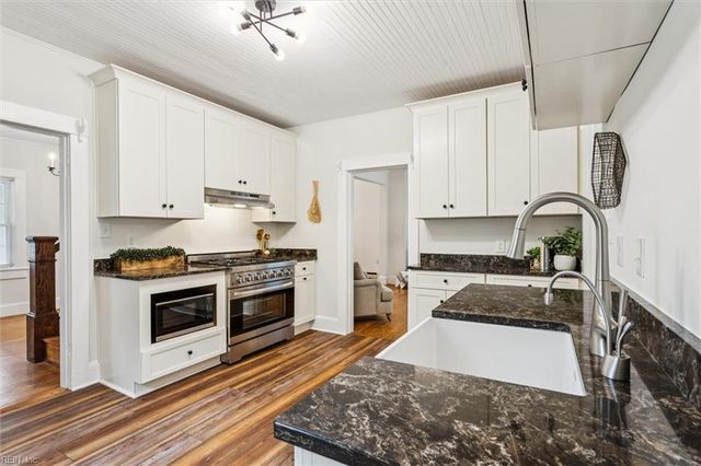 3017 Hampton HWY, Yorktown, VA 23693