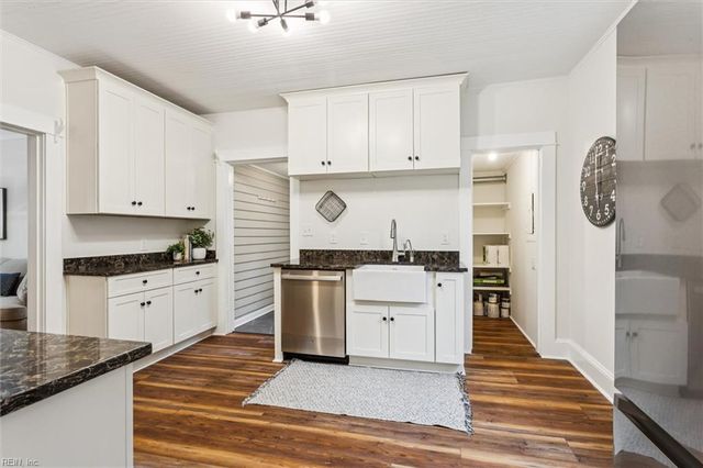 3017 Hampton HWY, Yorktown, VA 23693