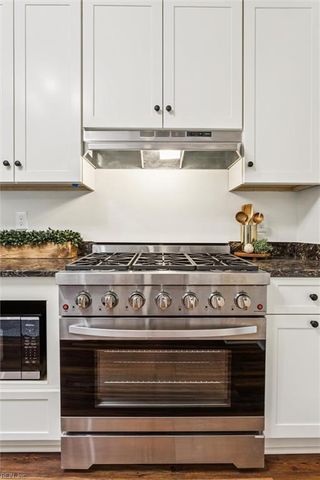 3017 Hampton HWY, Yorktown, VA 23693