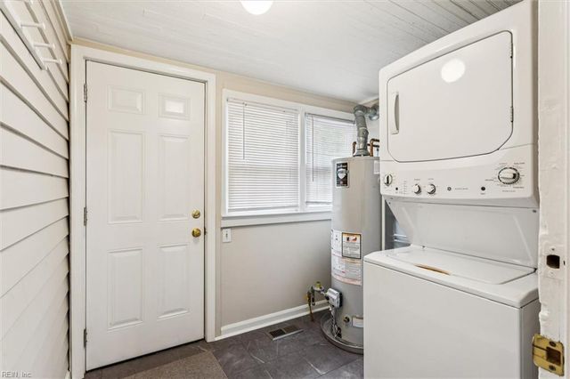 3017 Hampton HWY, Yorktown, VA 23693