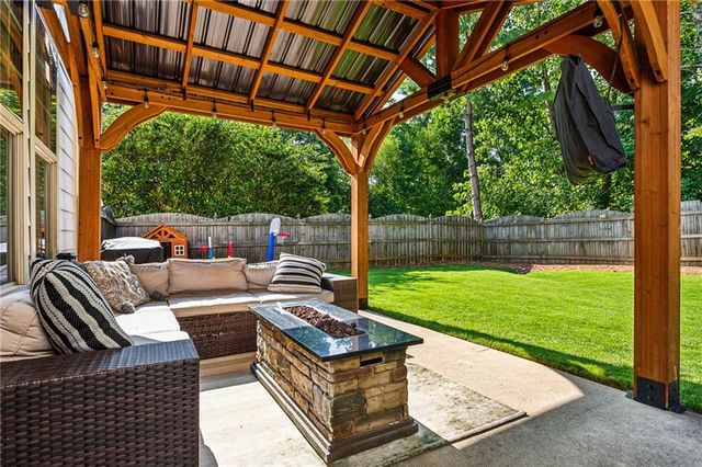 301 Downing Creek Trail, Canton, GA 30114
