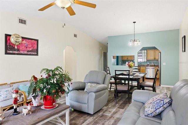 1304 BOND STREET, Edgewater, FL 32132