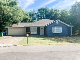 502 E Ross Street, Waxahachie, TX 75165