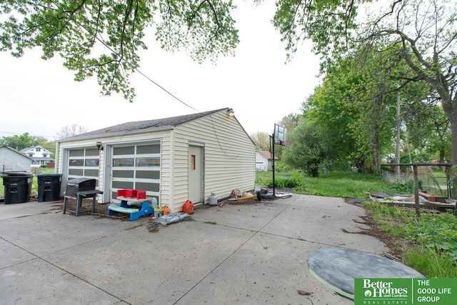 5420 Florence Boulevard, Omaha, NE 68110