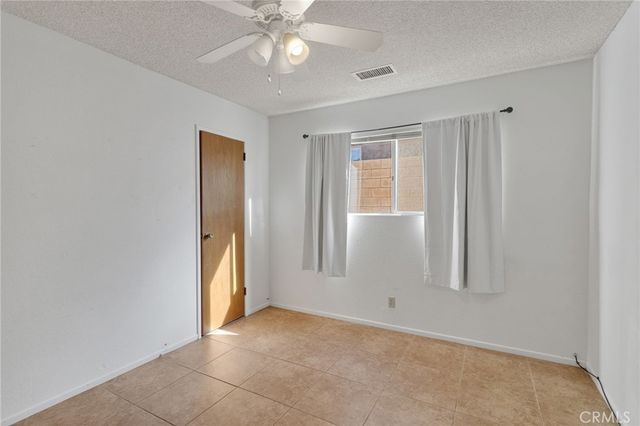 13295 Tamarisk Road, Victorville, CA 92395