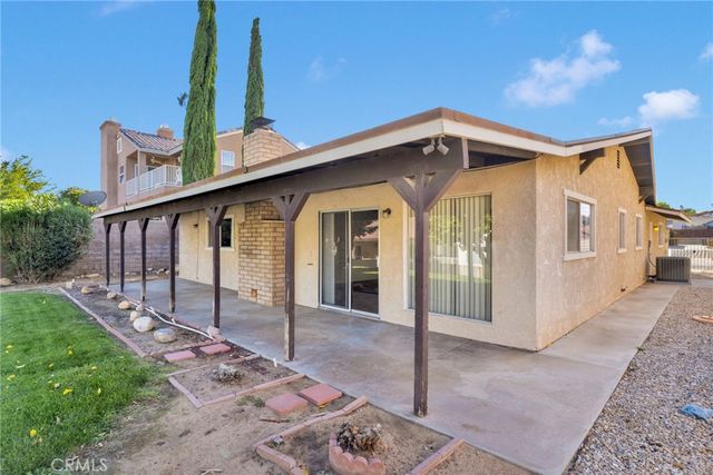 13295 Tamarisk Road, Victorville, CA 92395