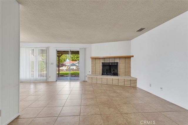 13295 Tamarisk Road, Victorville, CA 92395