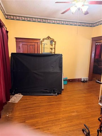 323 W GAY Street, Warrensburg, MO 64093