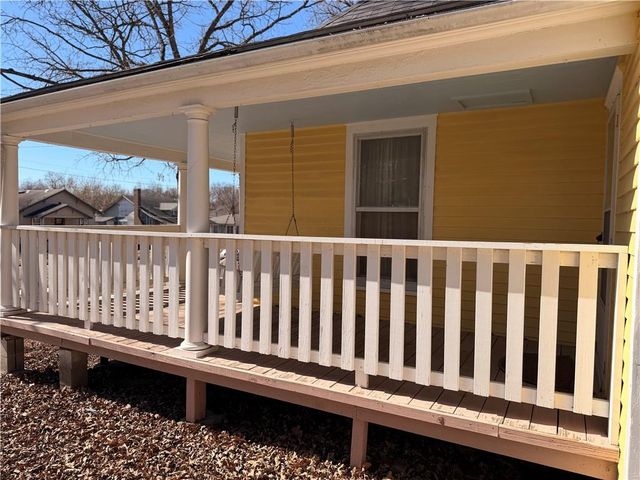 323 W GAY Street, Warrensburg, MO 64093