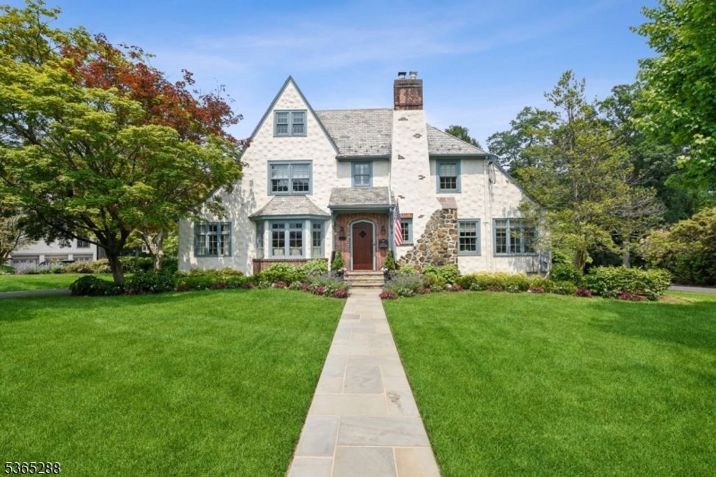 58 Prospect Hill Ave, Summit City, NJ 07901