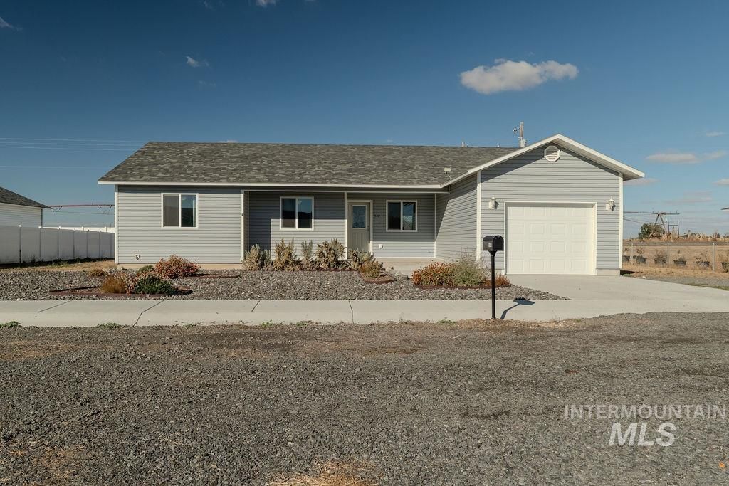 540 7th Ave W, Wendell, ID 83355 photo 2