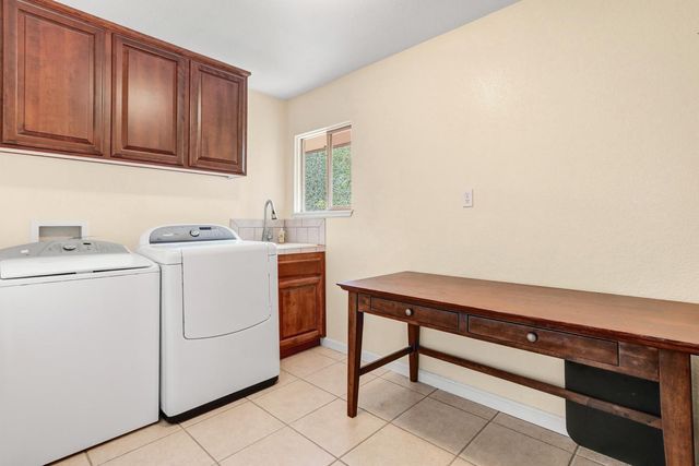 6885 Chaparral Lane, Newcastle, CA 95658