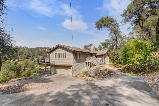 6885 Chaparral Lane, Newcastle, CA 95658