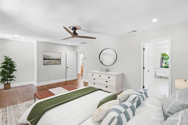 140 N Bluff, Alpharetta, GA 30004