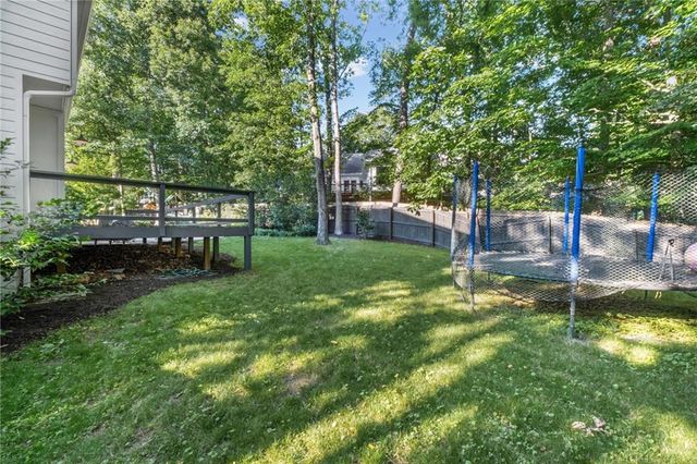 140 N Bluff, Alpharetta, GA 30004