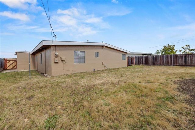 1448 Modoc Avenue, Salinas, CA 93906