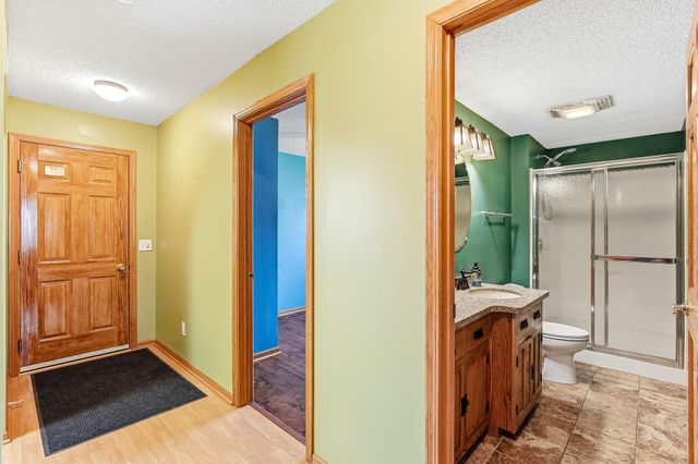 2445 Schaller Drive E, Maplewood, MN 55119