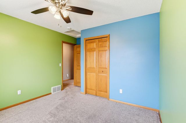 2445 Schaller Drive E, Maplewood, MN 55119