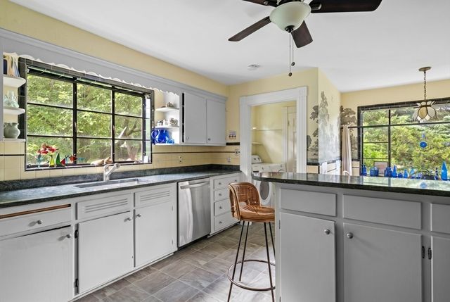 27 Oliver Street, Watertown, MA 02472