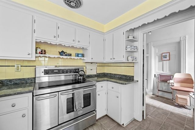 27 Oliver Street, Watertown, MA 02472