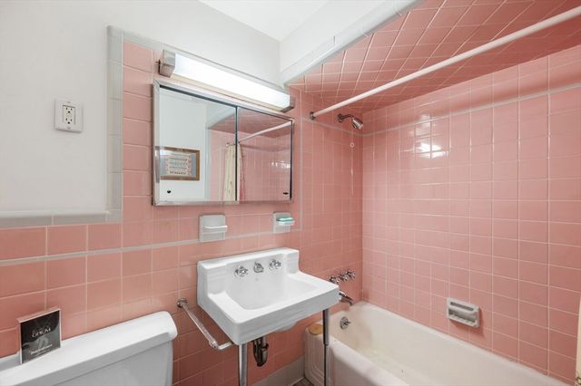 27 Oliver Street, Watertown, MA 02472