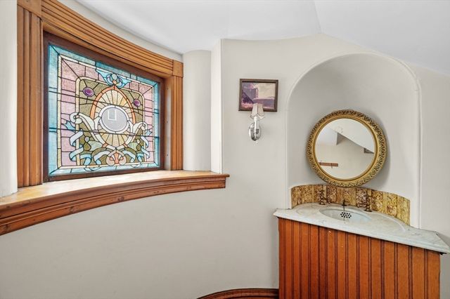 27 Oliver Street, Watertown, MA 02472
