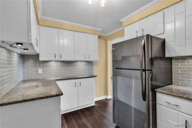 1420 Maple Road 6, Amherst, NY 14221