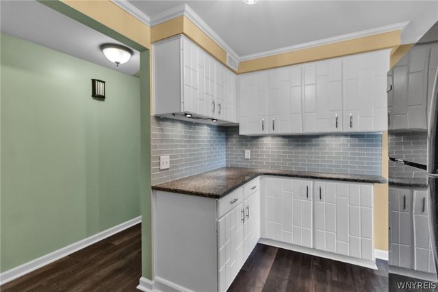 1420 Maple Road 6, Amherst, NY 14221