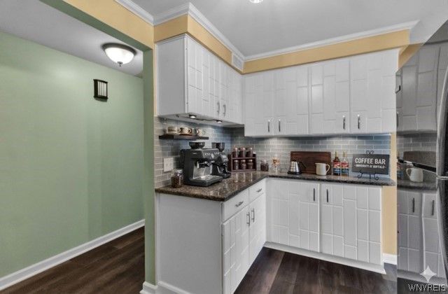 1420 Maple Road 6, Amherst, NY 14221