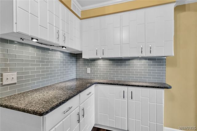 1420 Maple Road 6, Amherst, NY 14221