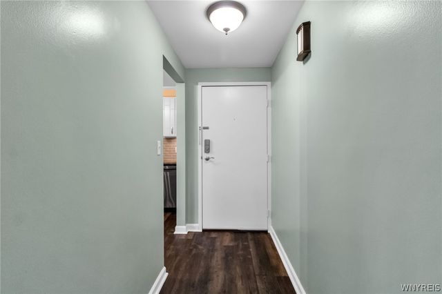 1420 Maple Road 6, Amherst, NY 14221