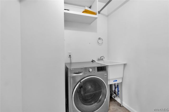 1420 Maple Road 6, Amherst, NY 14221