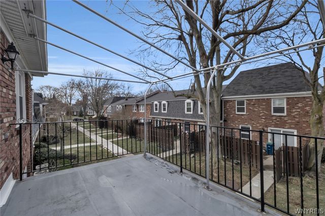 1420 Maple Road 6, Amherst, NY 14221