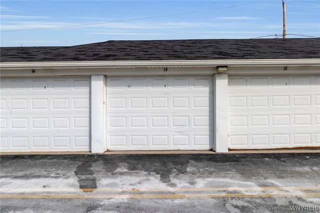 1420 Maple Road 6, Amherst, NY 14221