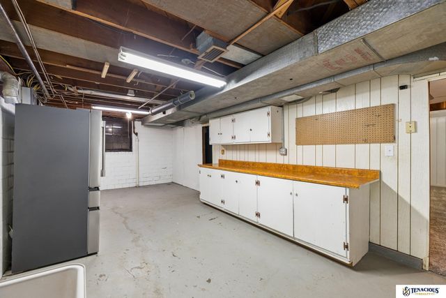 2701 Bradfield Drive, Lincoln, NE 68502