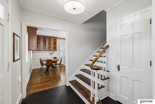 2701 Bradfield Drive, Lincoln, NE 68502