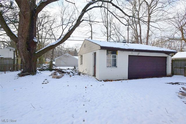 782 Frederick Boulevard, Akron, OH 44320